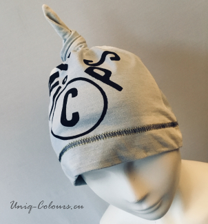 Knotted hat — Studio-Unicps